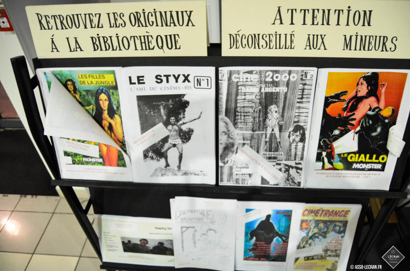 Stand lecture
