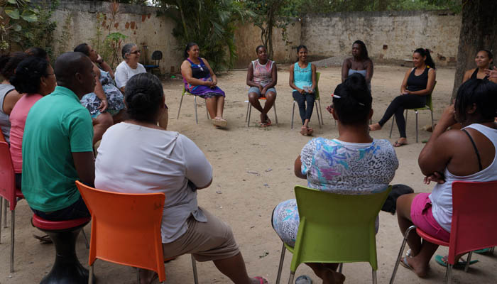 Costura Unida em projeto com a Rede Asta