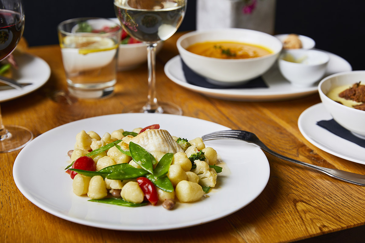 Gnocchi con Burrata Affumicata e Verdure