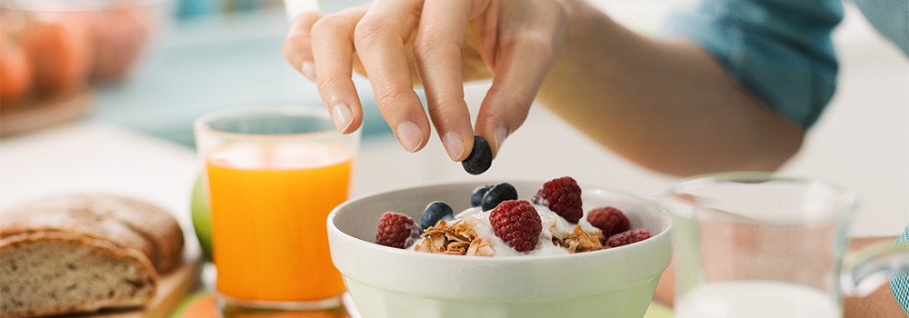 healthy breakfast cereal fruit yoghurt juice milk bread