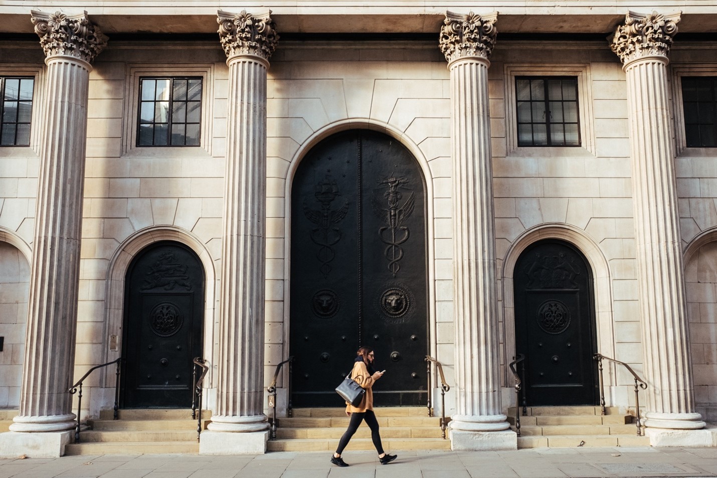 The Holy Grail of Small Business Banking Is Having Everything on One  Platform | Hurdlr