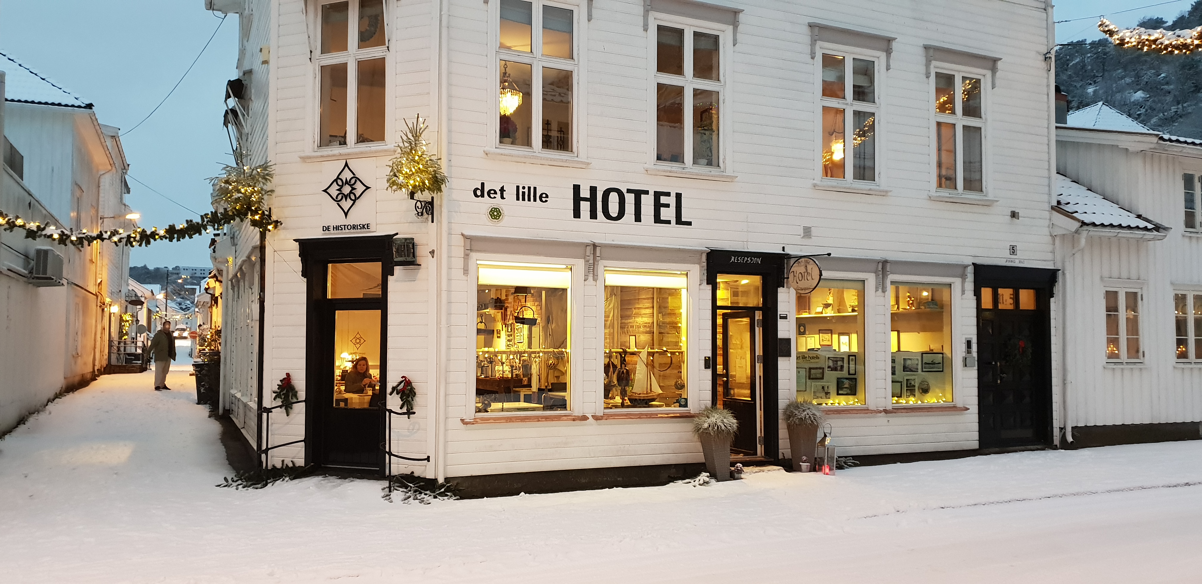 Det Lille Hotel i Risør, historisk hotell overnatting på Sørlandet