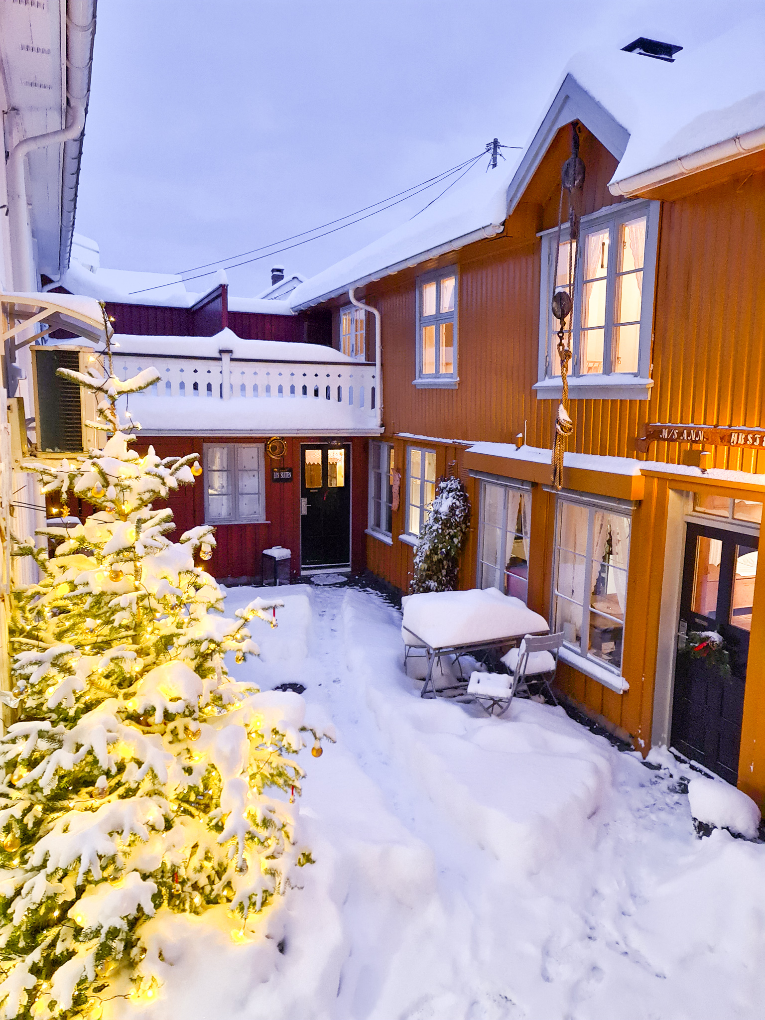 Jul i Risør - flotte førjulstilbud på Det Lille Hotel