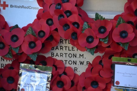 poppy memorial in worthing