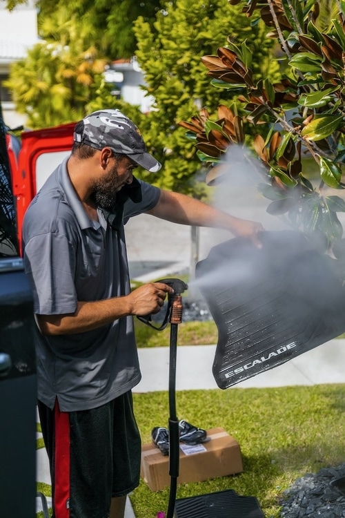 Fortador Mobile Auto Detailing Van Mobile Car Wash Van Fortador USA