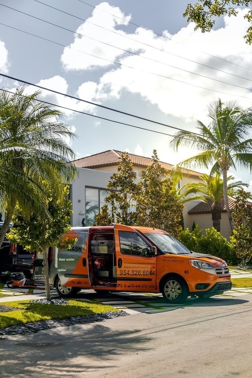 Fortador Mobile Auto Detailing Van Mobile Car Wash Van Fortador USA