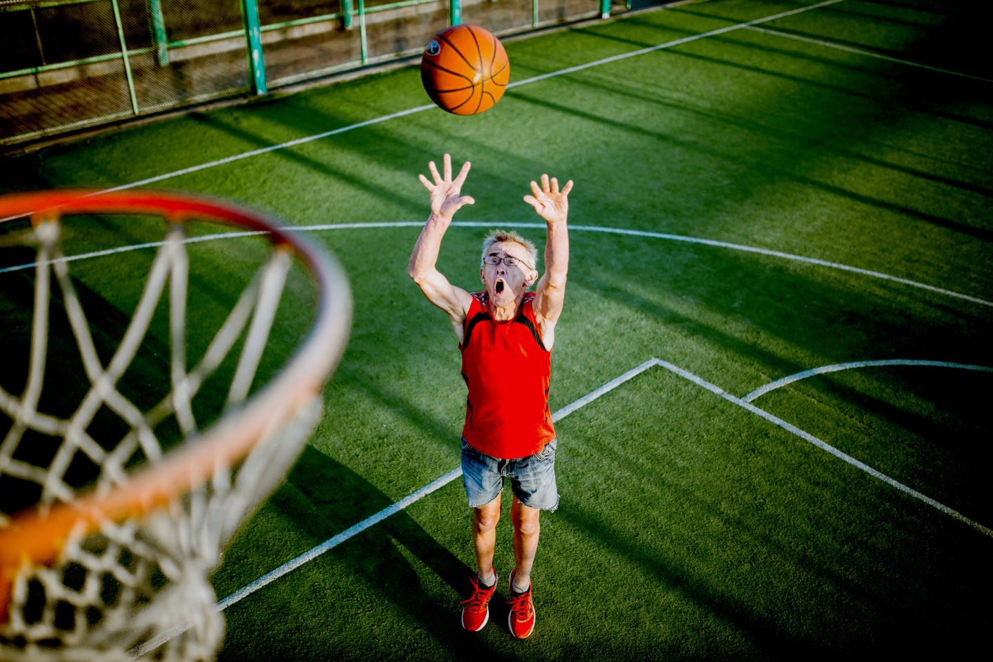 NFLX’s Low Shooting Percentage, Viva La Roku Brasil!, China Impact on DIS, SSPs To Google: Don’t Be Evil, Can Zion Save NBA Ratings?, Bite Coming to Apple Mobile IDs?
