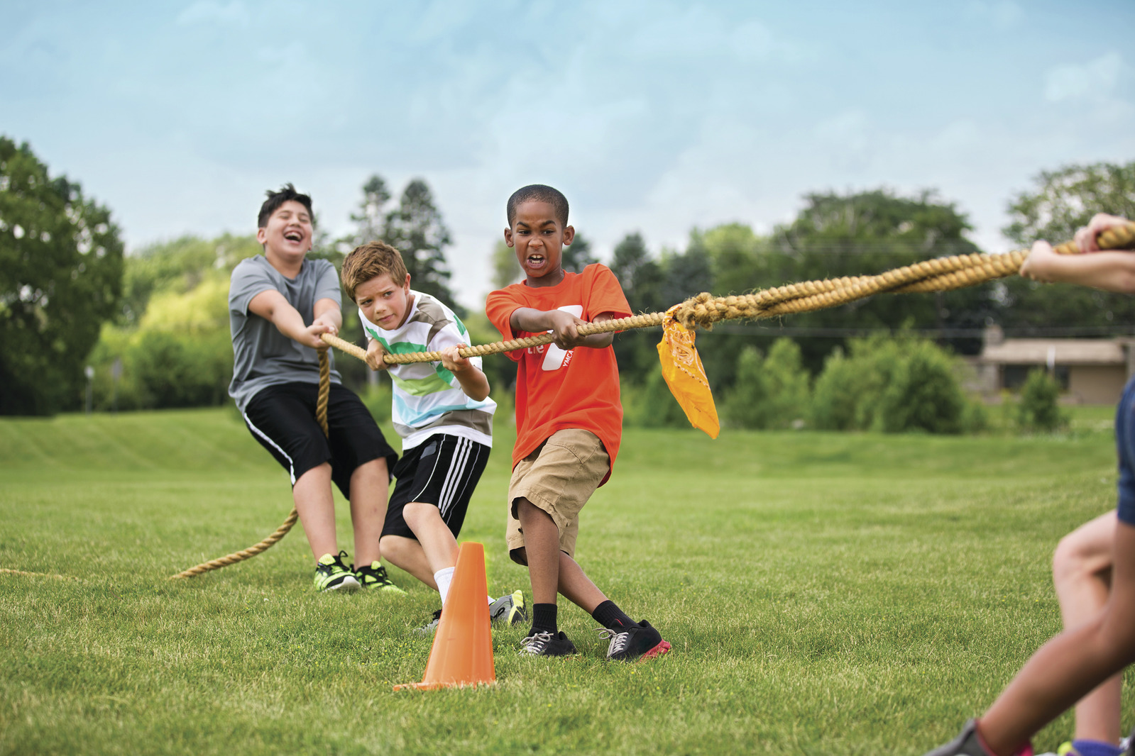 Tug of war game