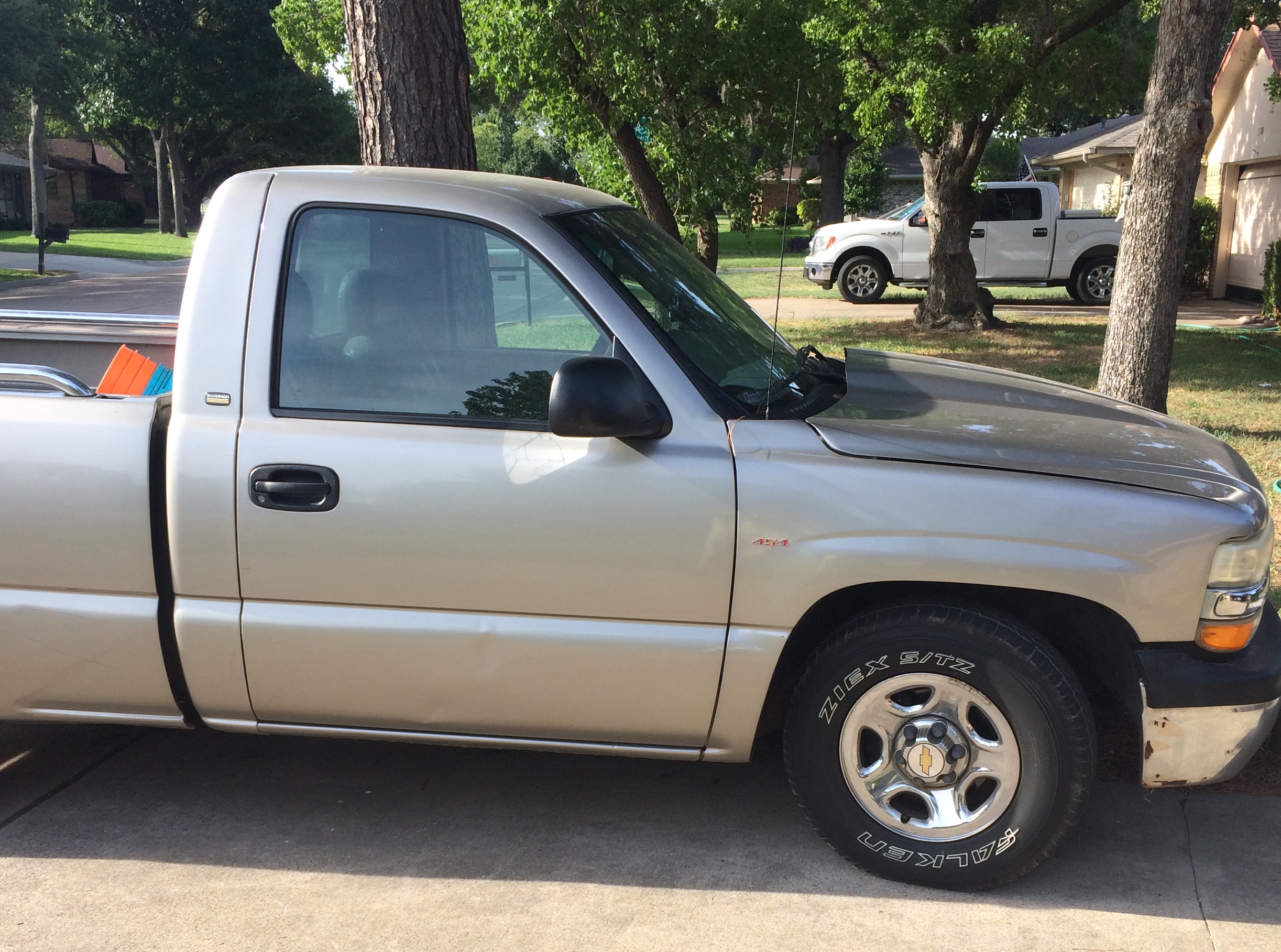 silver 2002 chevy truck