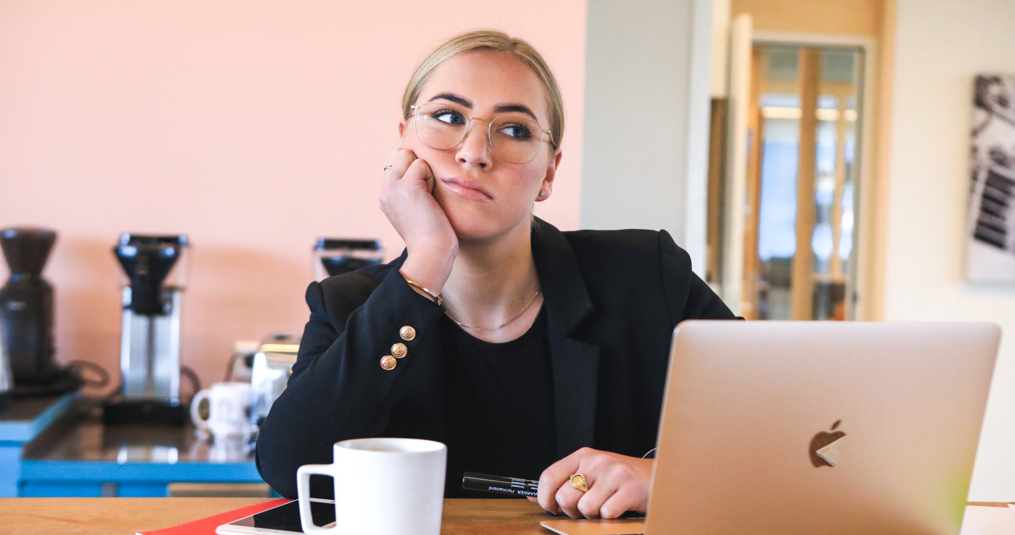 Comment lutter contre la procrastination au travail en refondant vos processus RH ?