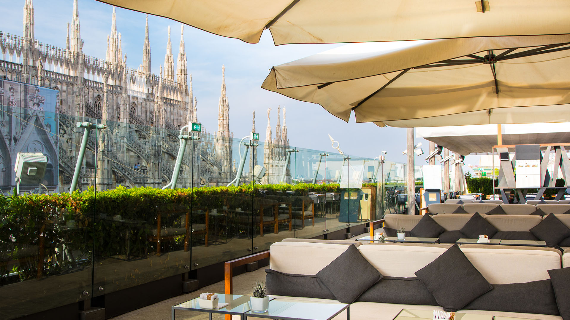 Il Bar Cocktail bar, lounge e caffetteria in Piazza Duomo a Milano