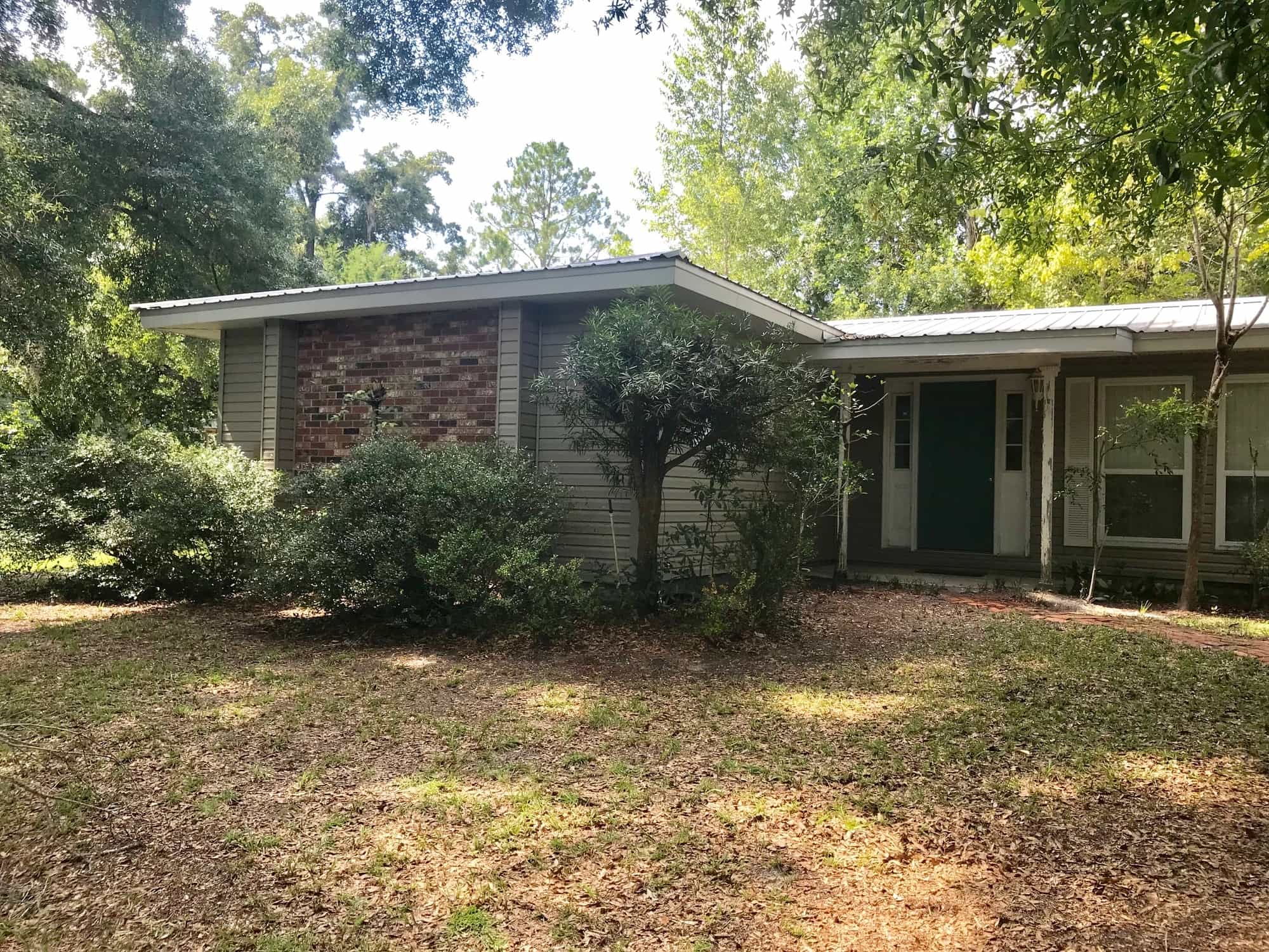 Home In Town of Branford