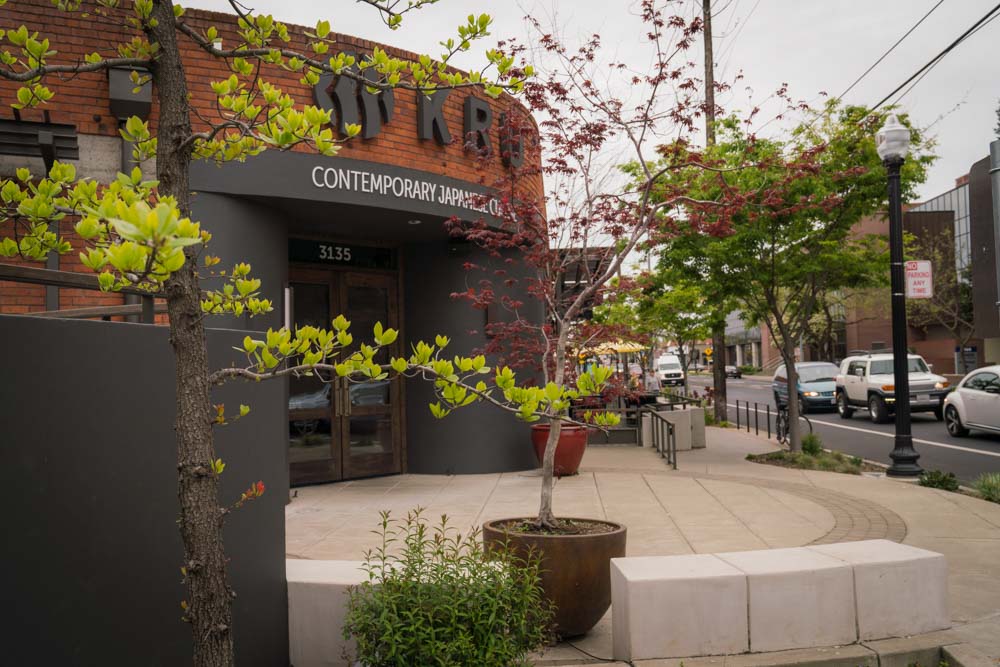 Exterior of Kru in Sacramento, CA