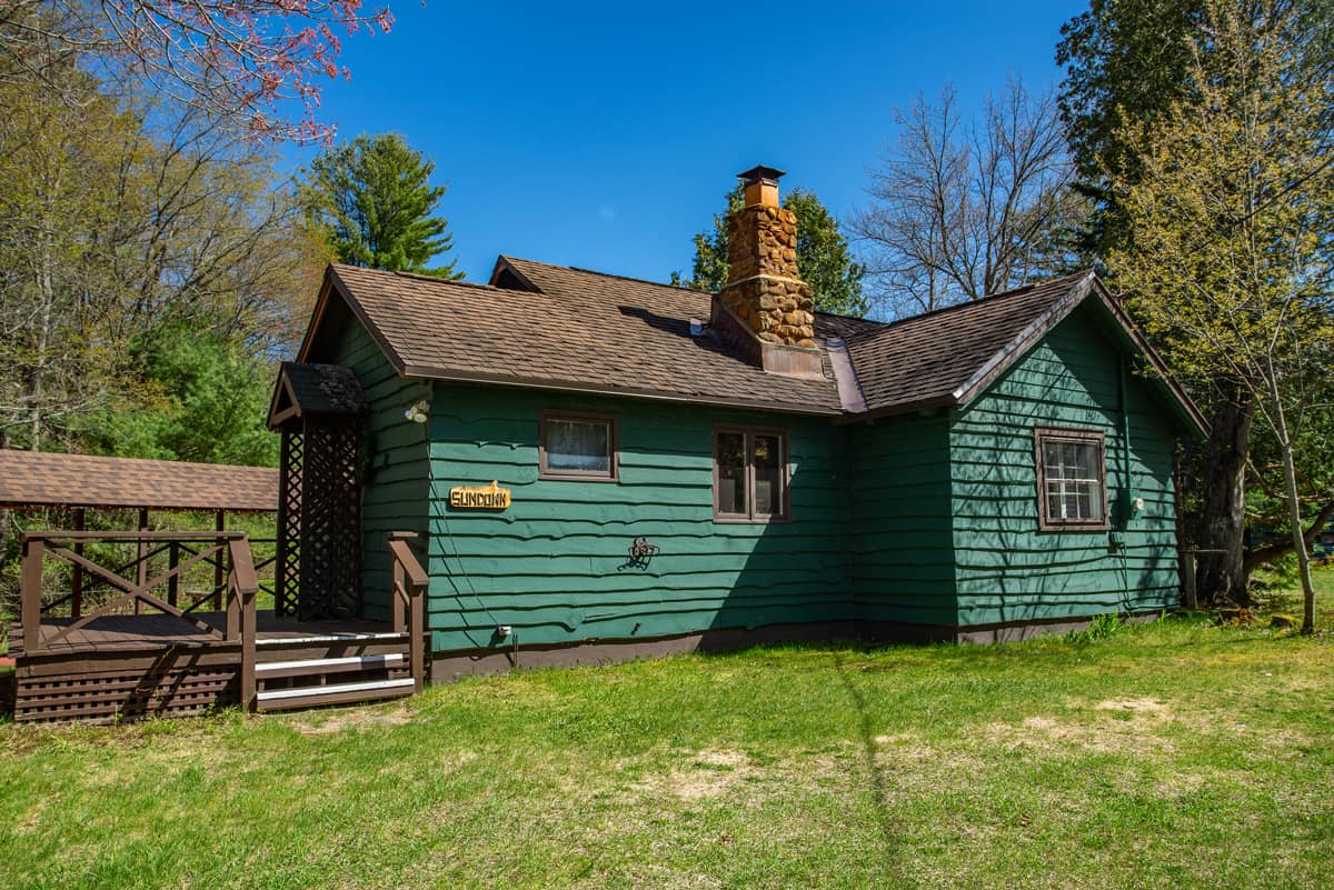 Sundown Chalet in Summer
