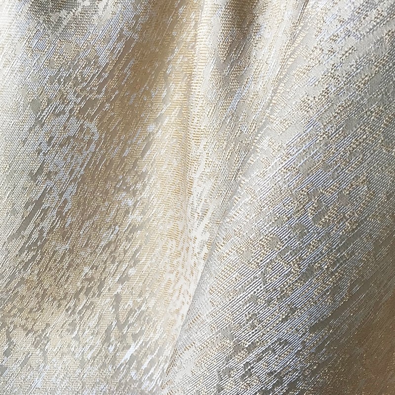 Ivory & Champagne Linens Toronto Linens, Chiavari Chairs & Furniture