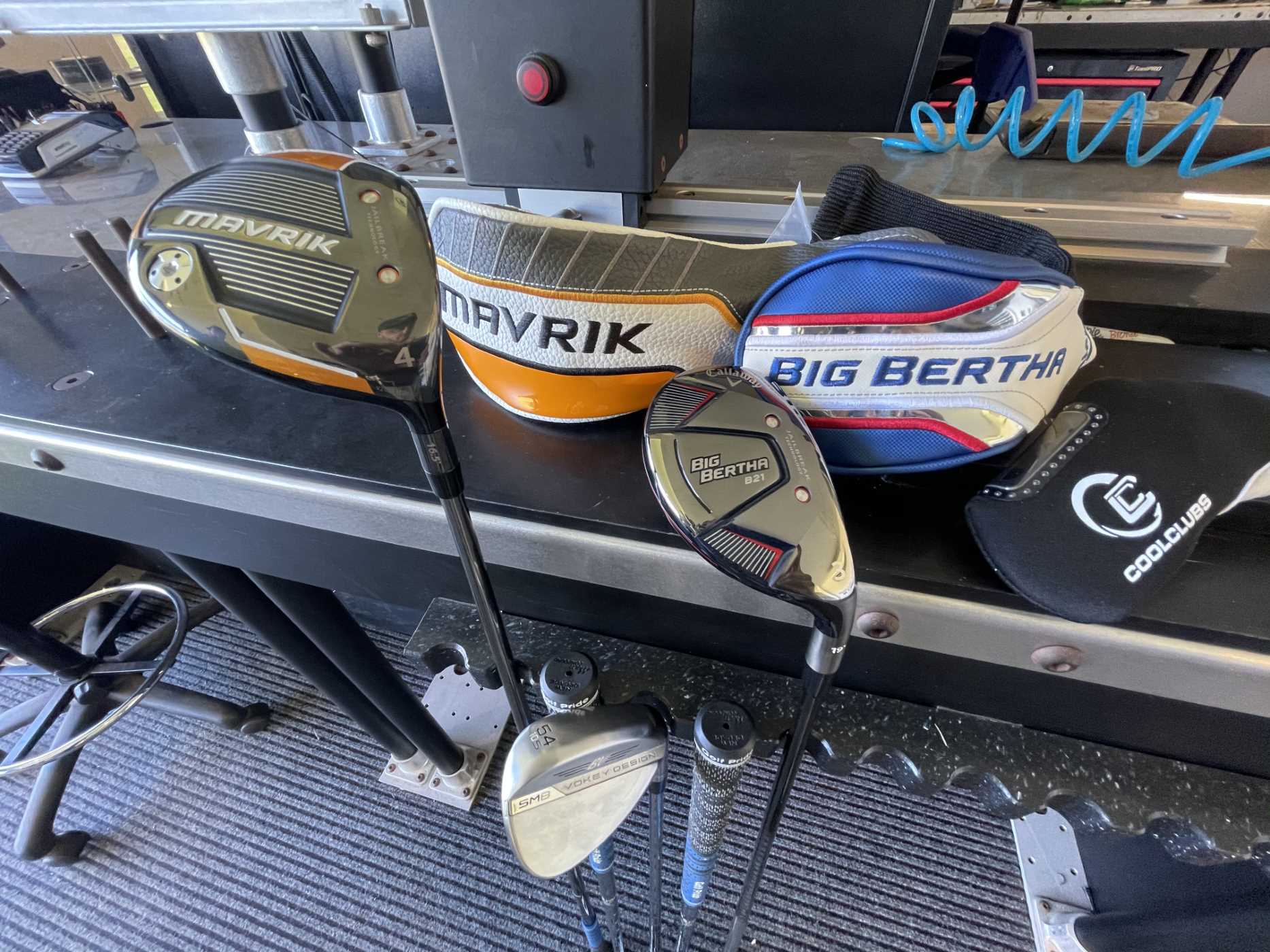 Club Pickup Taylormade Mavrik, Callaway Big Bertha Vokey SM8 Wedges