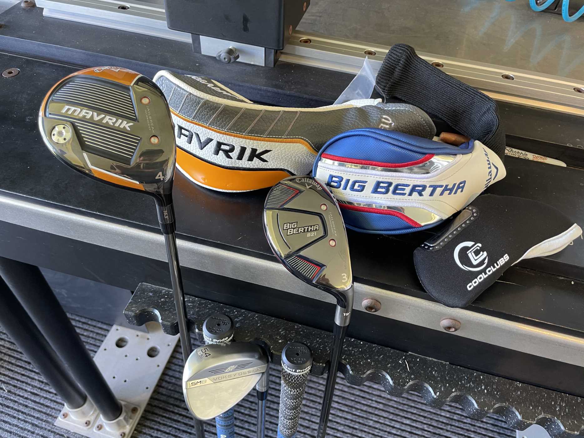 Club Pickup Taylormade Mavrik, Callaway Big Bertha Vokey SM8 Wedges