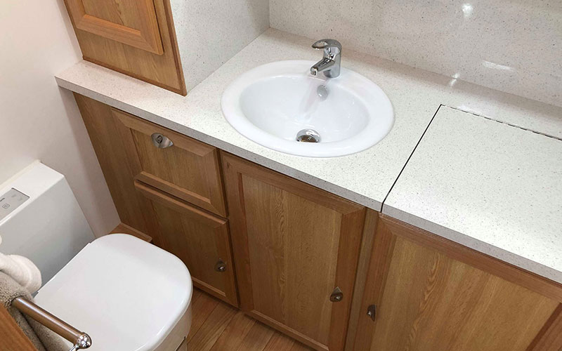 Modern bathroom fittings