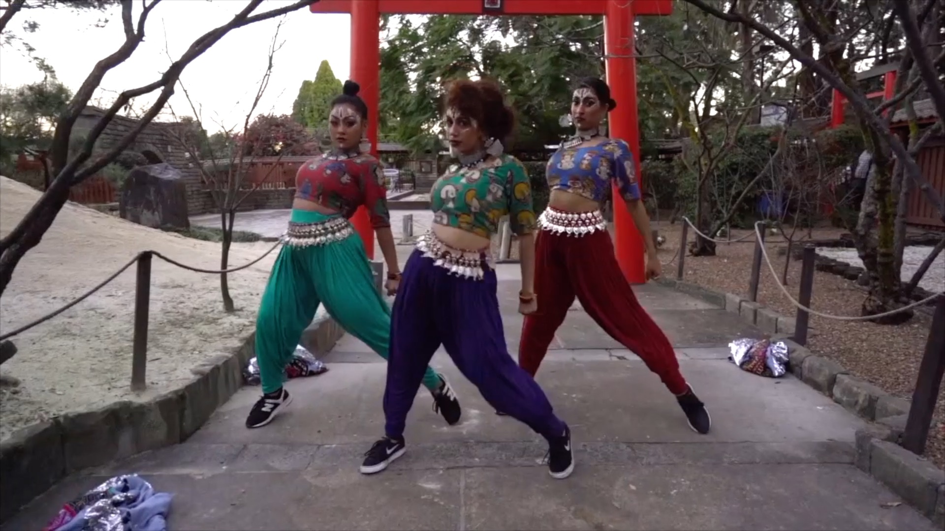 Indian dance – 4. Fusion part 3