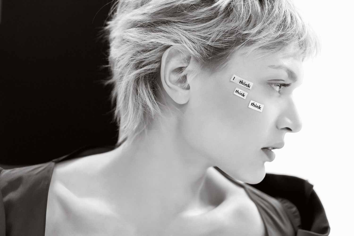 Taglio pixie frangia media Collezione Speech Autunno Inveno 2019-2020 Art Hair Studios GP Parrucchieri Milano De Angeli