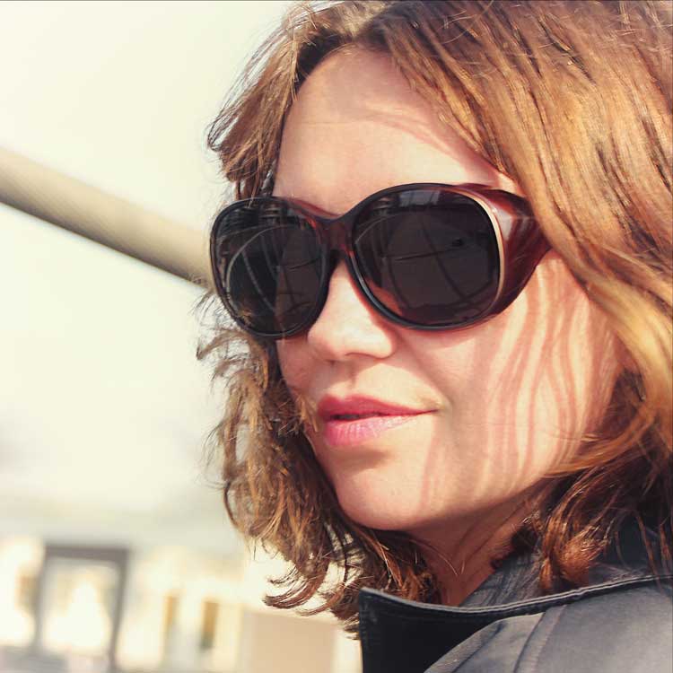 Überzieh-Sonnenbrille universal passt über alle normalen Brillen mit Stärke