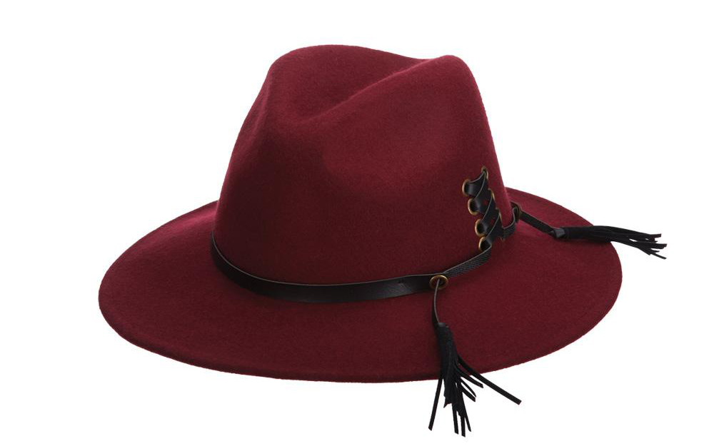 Find the Right Hat for Your Face Shape: Brooklyn Laci hat