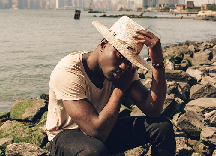 How to Clean a Straw Hat: Methods for Every Level of Grime - Low dirt level