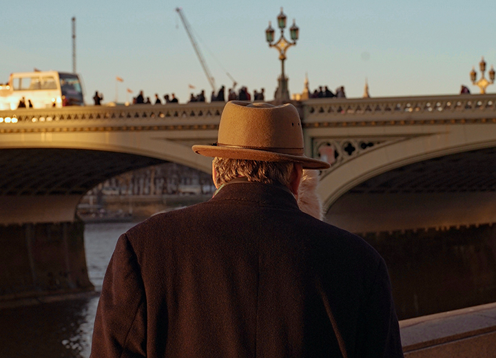 How Should a Hat Fit?