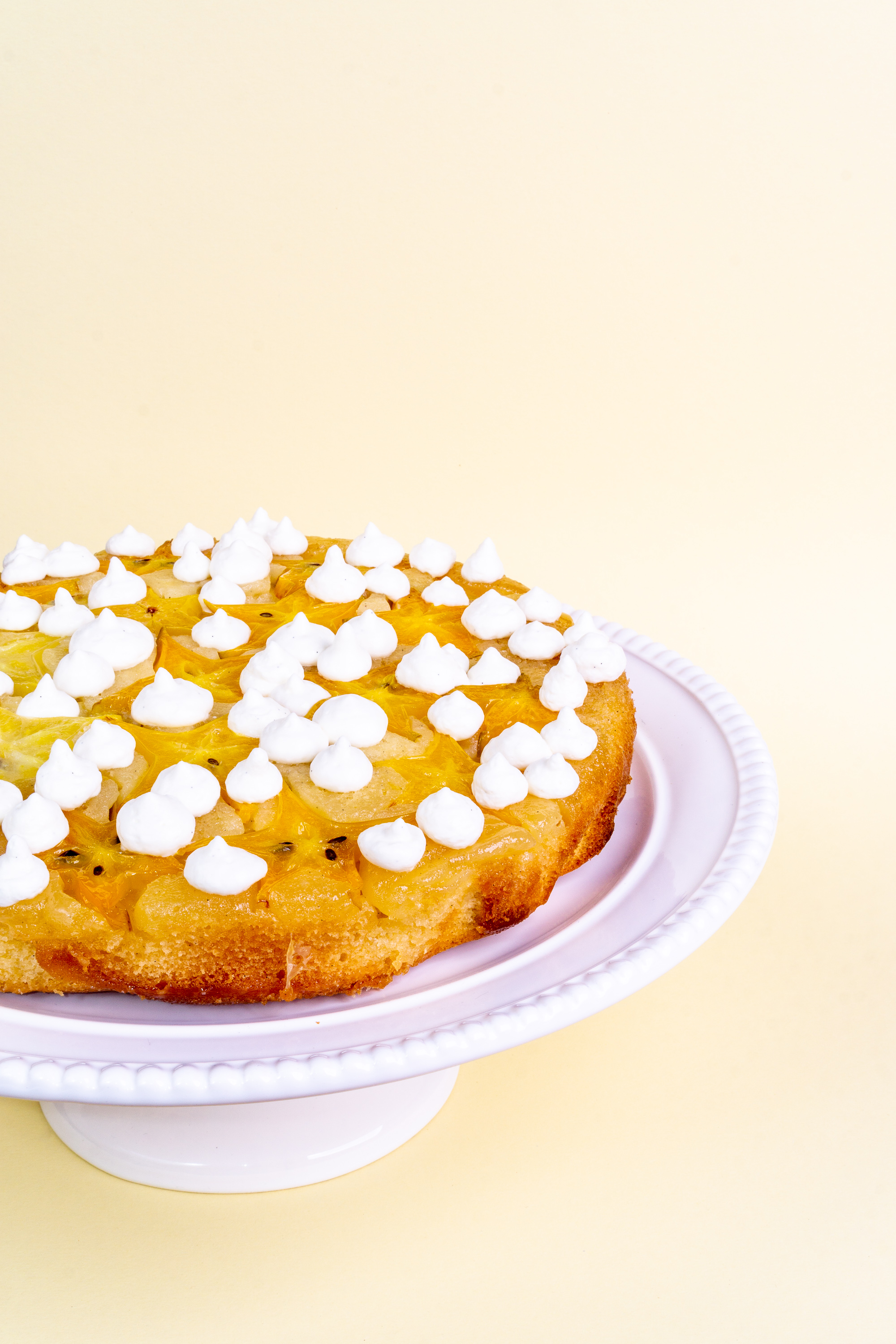 Umgedrehter Sternfrucht-Kuchen