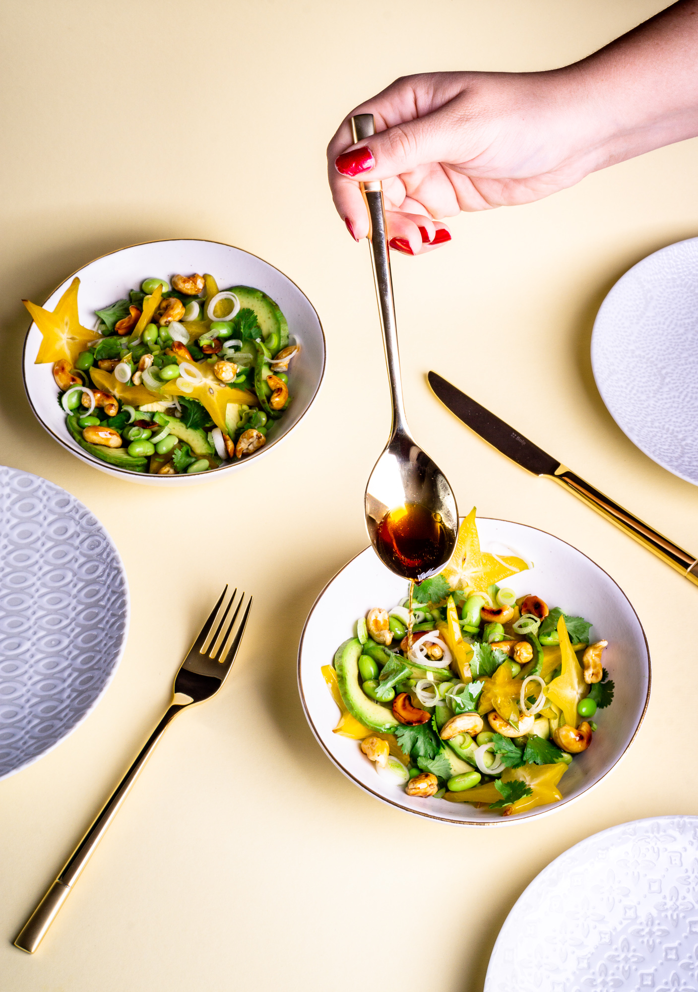 Sternfrucht-Avocado-Salat