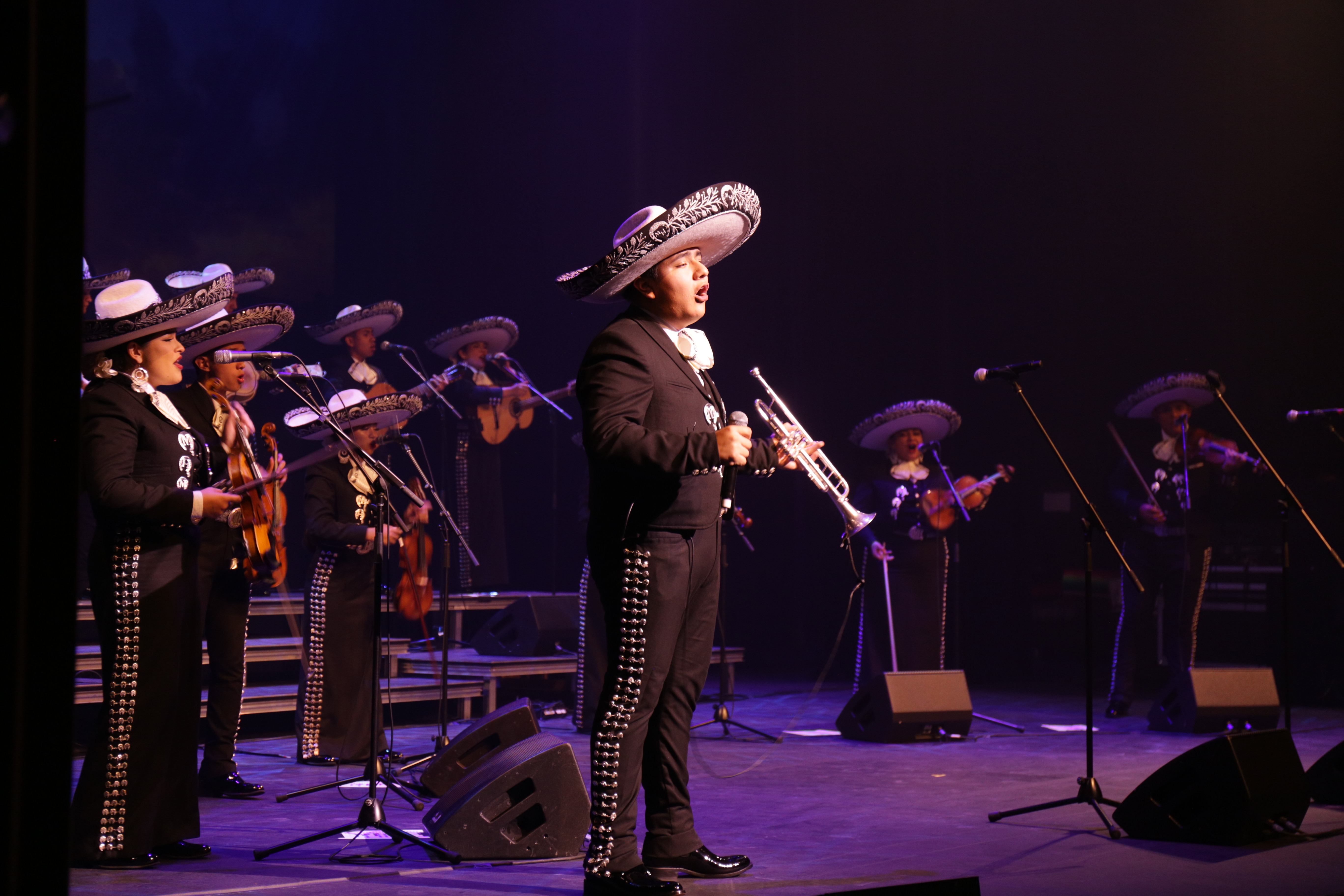 Mariachi Herencia de Mexico visits the playhouse