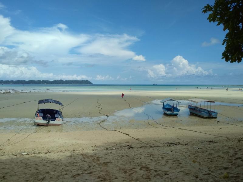 Bharatpur beach in Neil Island