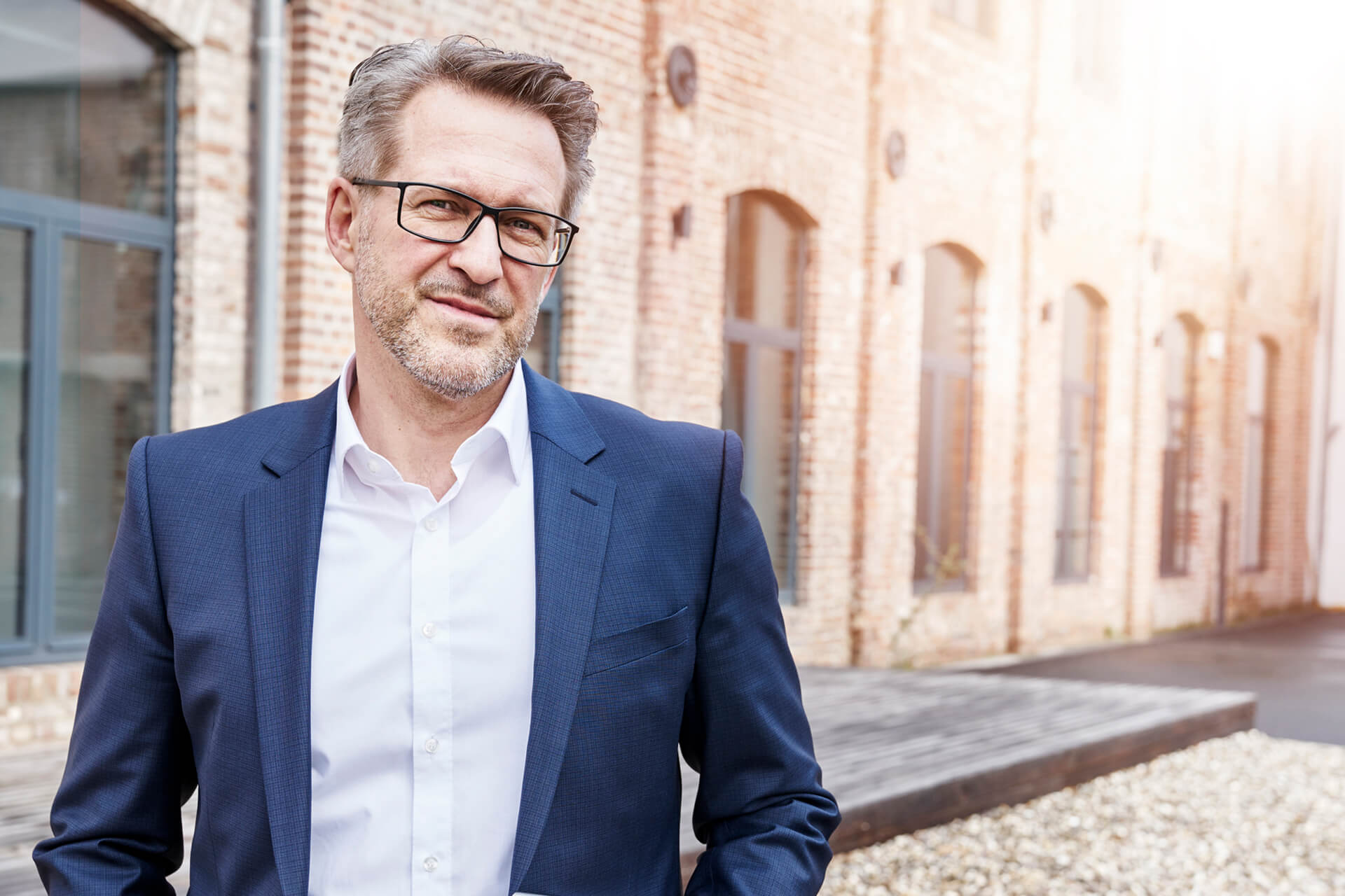 lexbizz ERP – Screen vom Dashboard auf Notebook