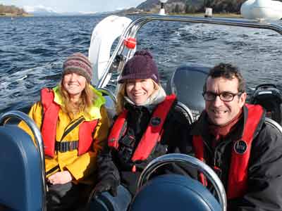 Appin Boat Tours offers a magical trip leaving from the pier in front of the hotel