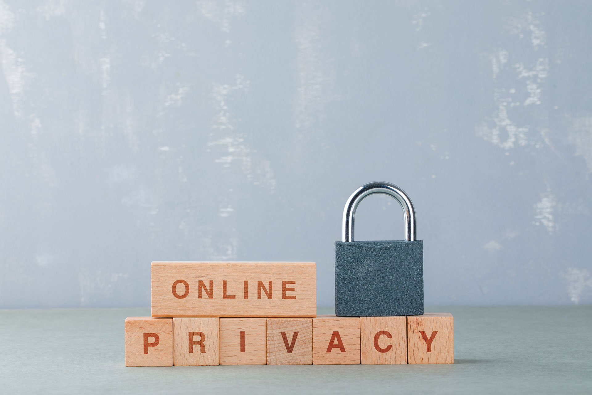 Belgian DPA Investigates IAB Europe Framework, Concludes It Fails GDPR