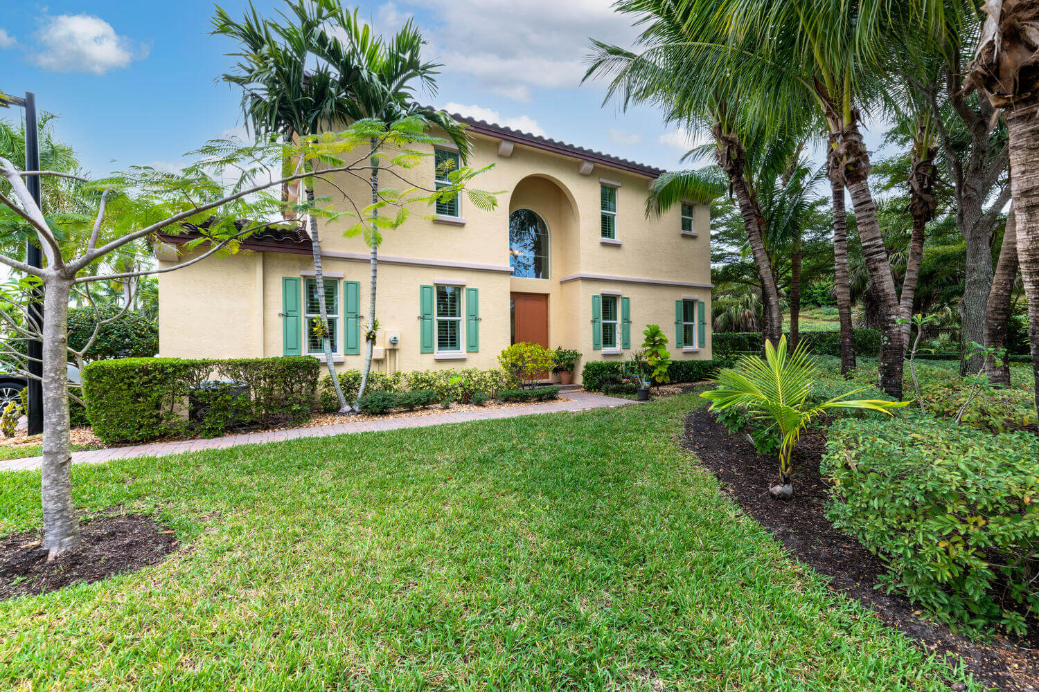 4561 Mediterranean Cir, Palm Beach Gardens, FL