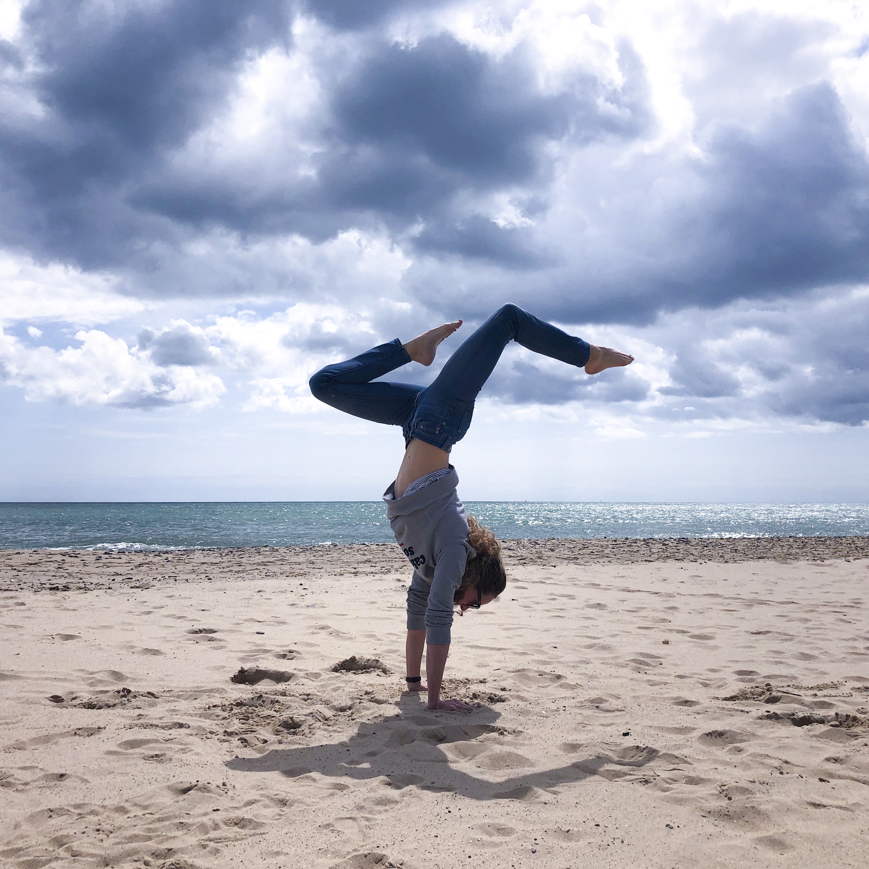 Anna Clarke Yoga - Move, Breathe, Meditate