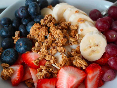 yoghurt granola