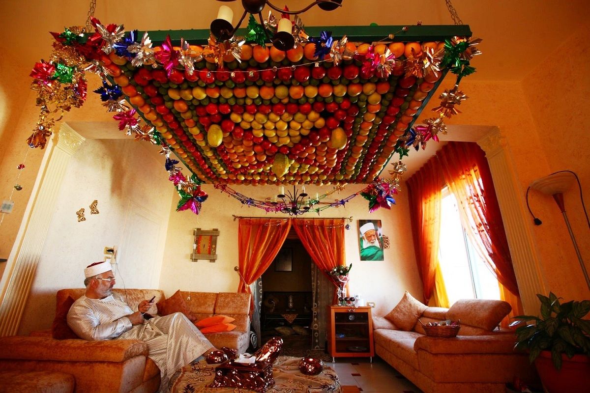 A Fruity Sukkah Made from the Four Species