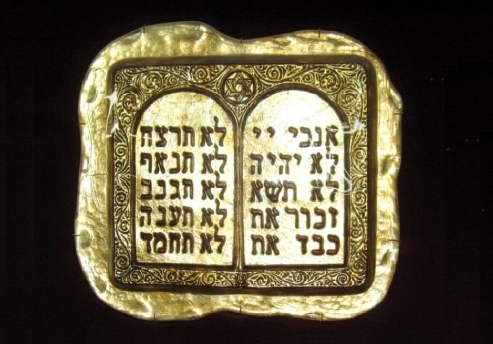 Speculating about the Original Text of the Decalogue