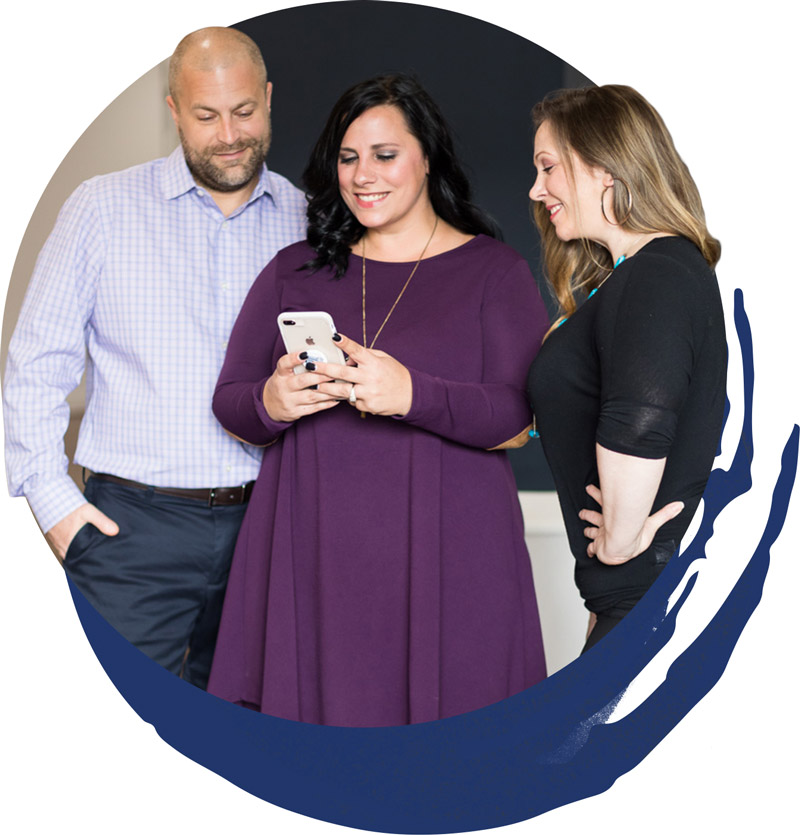 The Robin Realty team working together.