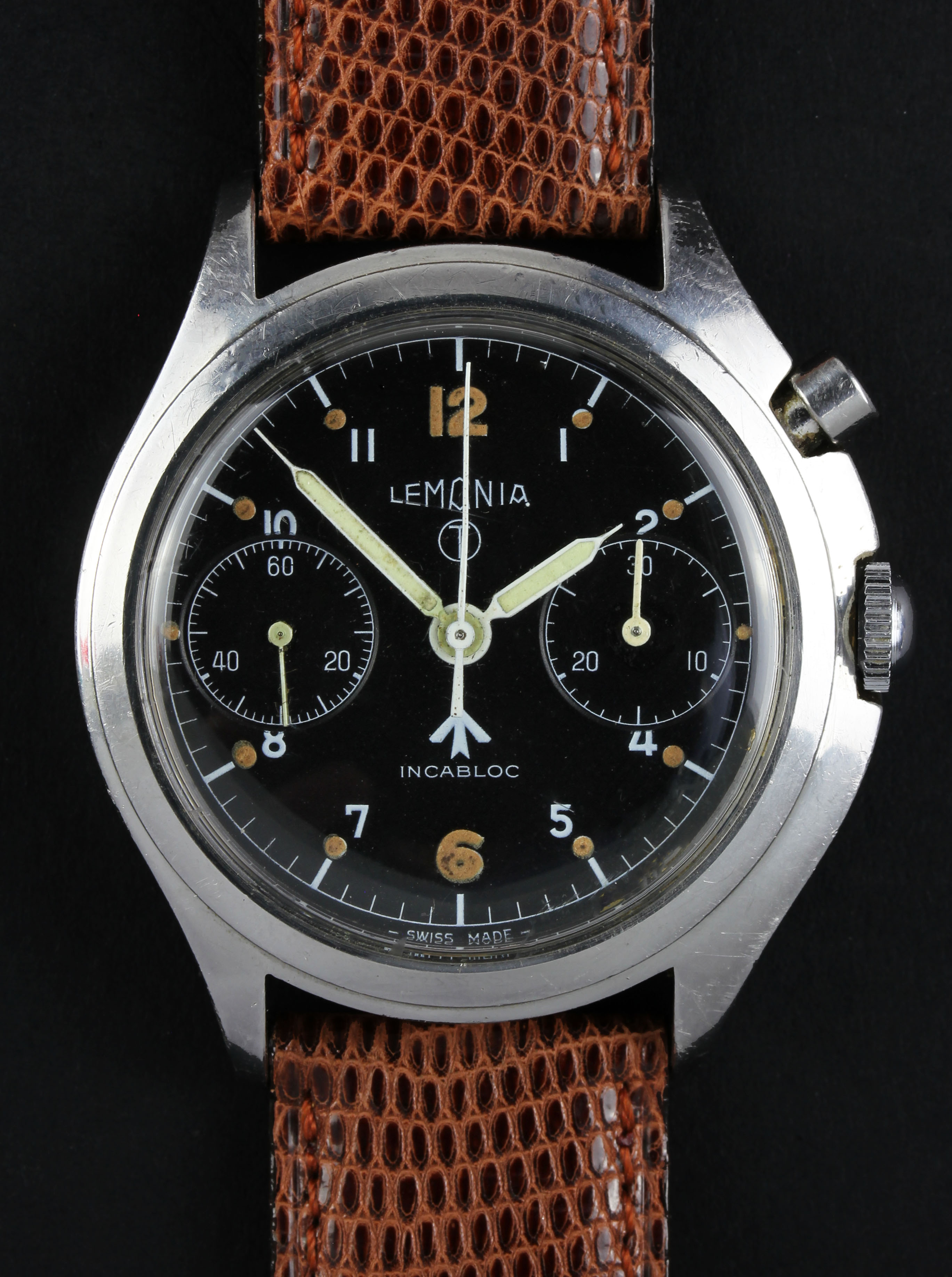 LEMANIA Asymmetric oversize Single Button British Military Chronograph  R.A.F. from 1963 | Reygers in Munich, Watches and Jewellery