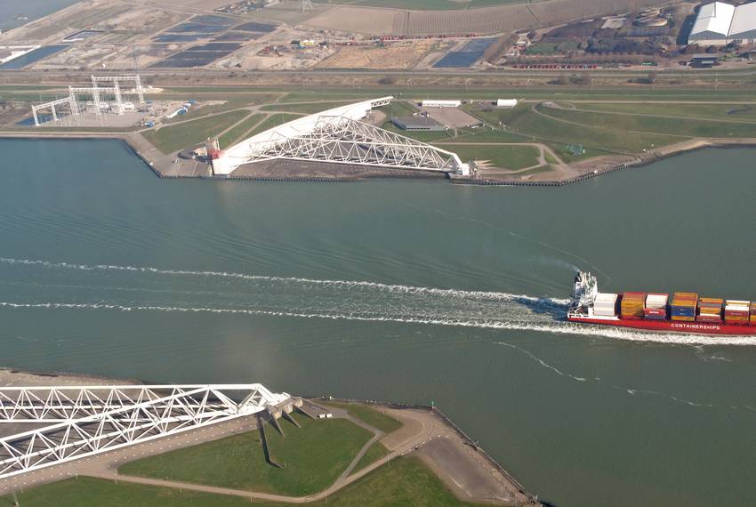 The Maeslantkering's mammoth gates remain open in normal weather conditions. When supercomputers detect a significant rise in sea levels, they swing shut automatically on ball-and-socket joints.
