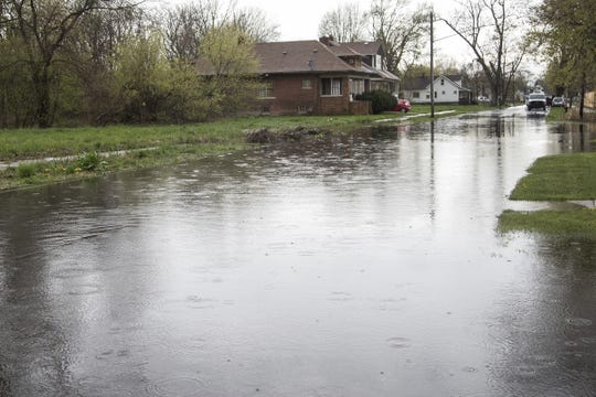 Flooding near Ashland Street and Ashland Drive in Jefferson Chalmers neightborhood in Detroit, Wednesday, May 1, 2019.