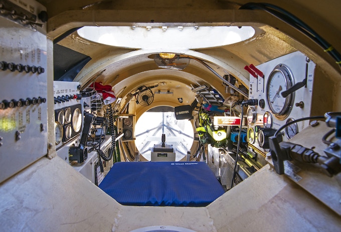 The submarine pilot's view inside Noctiluca!
