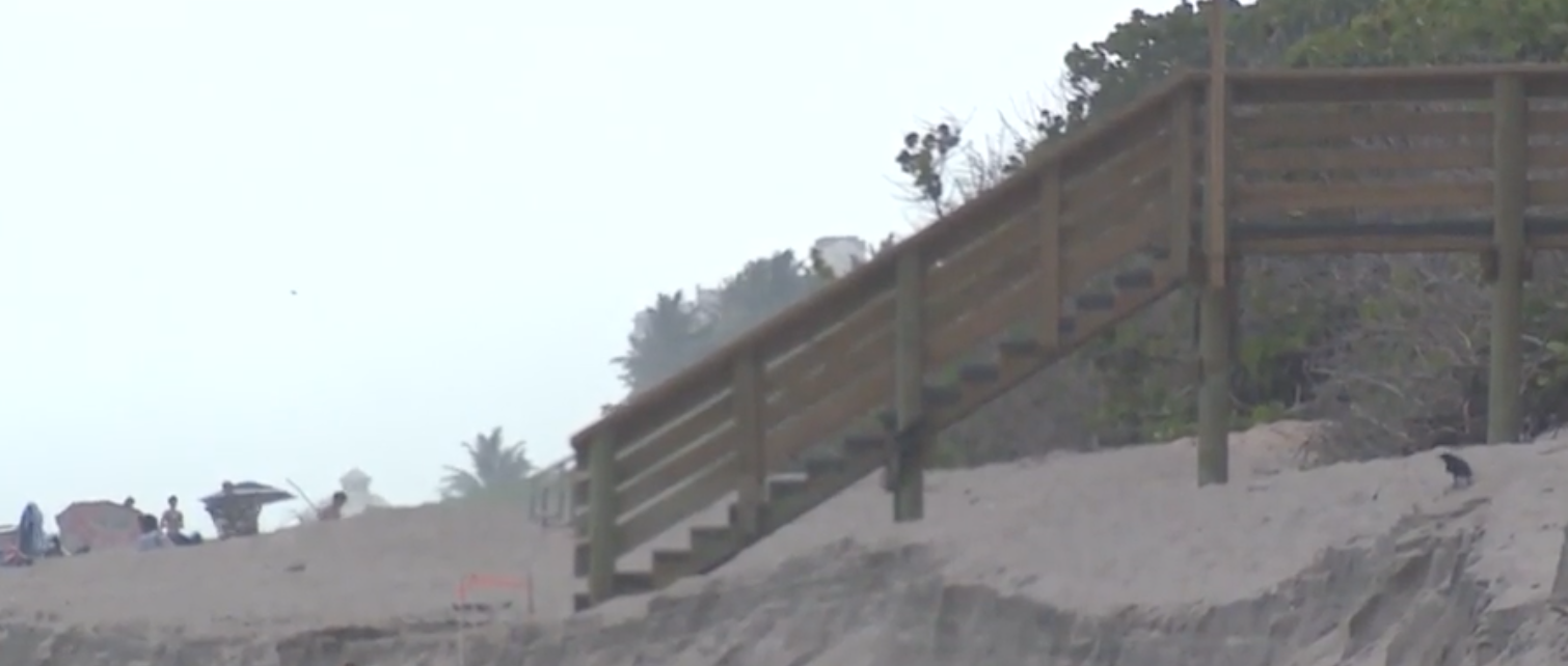 Coastal News Today | FL - Beach erosion closes two Jupiter crossovers - Vimarsana News