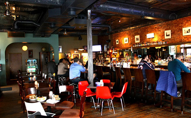 club 185 interior