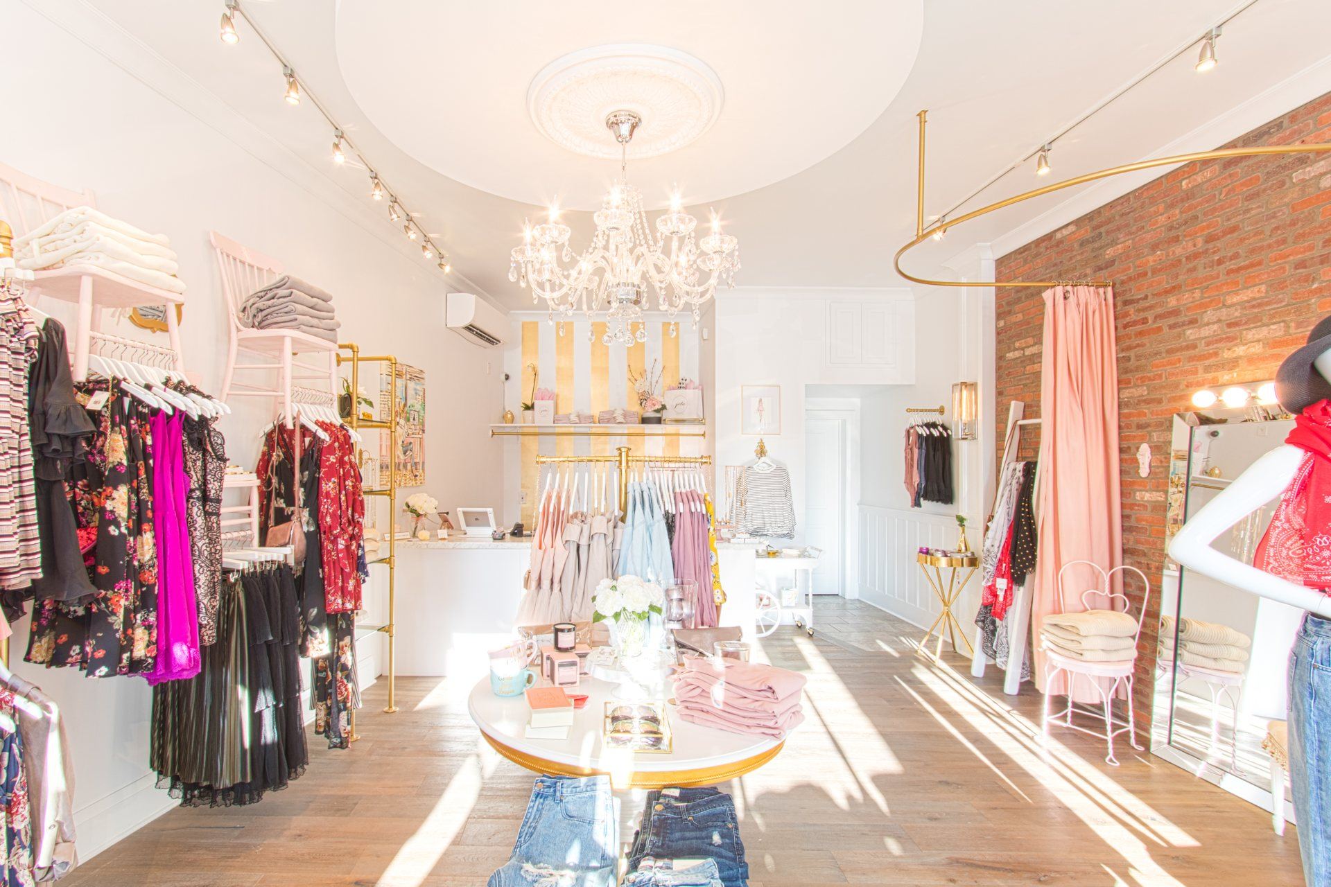 Jolie Occasions boutique in short north Columbus