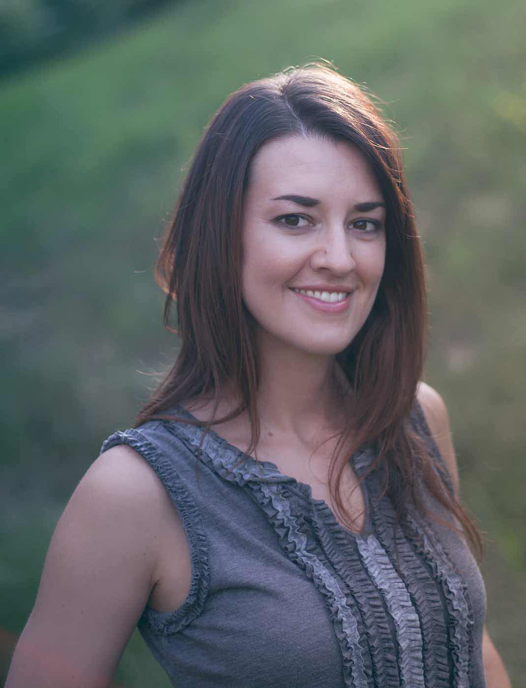 Tara Hoover, Freelance Graphic + Web Designer