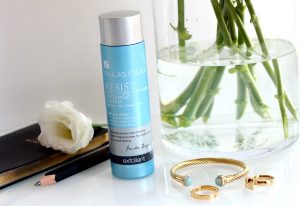 7.Serum làm nhỏ lỗ chân lông Resist Daily Pore- Refining Treatment with 2% BHA